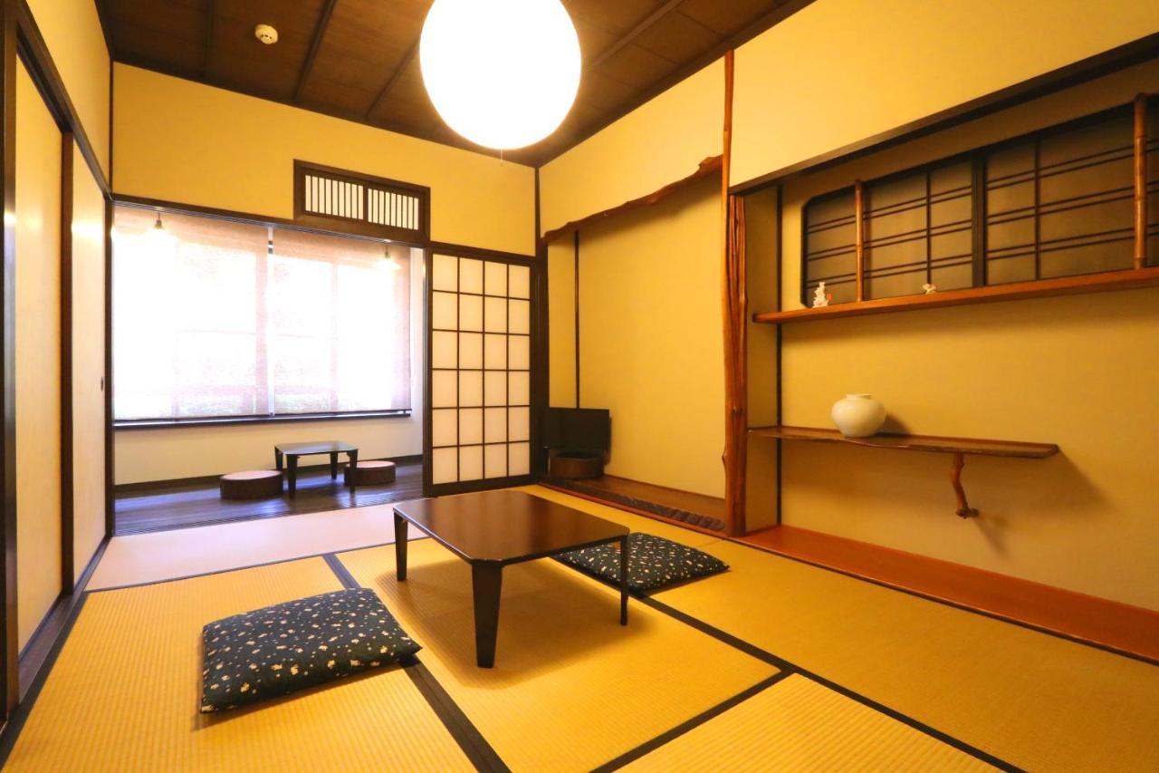 Oyado Tsukiusagi Hatsukaichi Buitenkant foto